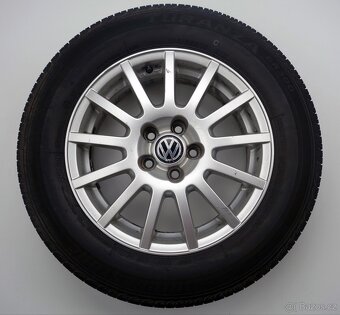 Volkswagen Bora Golf - Originání 15" alu kola - Letní pneu - 10