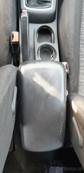 Kia Ceed 1,6 l - 10