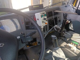 Renault kerax 6x4 - 10