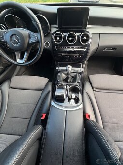 Mercedes-Benz C200 - 10