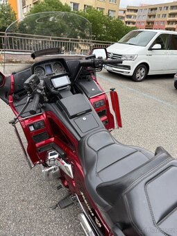 Honda GoldWing SE - 10