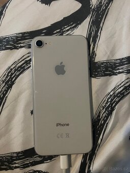 iPhone 8 silver 64gb není plně funkční - 10