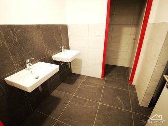 Skladovací hala Jihlava - 10