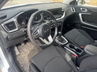 Kia Ceed 1.0 T-GDi 100k Silver, DPH - 10