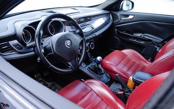 Alfa Romeo Giulietta 1.4 T MultiAir - 10