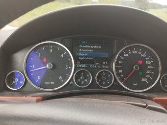 VW Touareg 3.0 V6 tdi BKS 165kW 2007 manuál na pružinách - 10