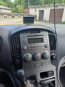 Hyundai H 1 2.5 CRDi 100KW MANUÁL 8-MÍST - 10