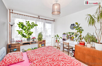prodej RD 470 m2, pozemek 1814 m2, Stradonice, okr. Kladno - 10
