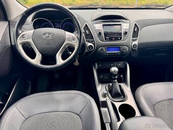Hyundai IX35 1.6 GDi TRIKOLOR PLUS koup.ČR - 10