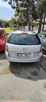 Opel Astra H - Caravan, r. výroby 2007, Benzin + LPG - 10