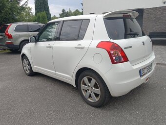 Suzuki Swift - 10