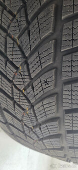 Zimní kola BMW X5 E70 255/55 R18 - 10