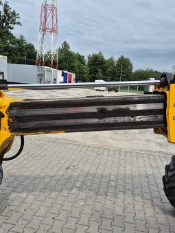 JCB TM 220 4X4 čelní nakladač s teleskopem - 10