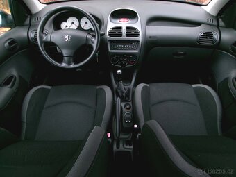 Peugeot 206  1.4i 82000km - 10
