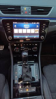 Škoda Superb Sportline - 10