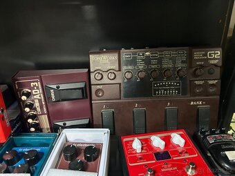 Kytarove multiefekty a efekty Digitech, Valeton. Moer - 10