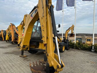 Cat 432 - 10