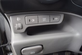 Kia Carens 1,6 CRDi SUPER STAV,PO STK - 10