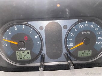 Ford Fusion 1.6 74kw benzin - 10