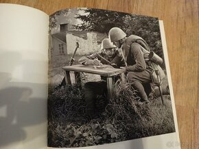 prodam knihu 20 let cs.armady-polokožena vazba 1938 - 10