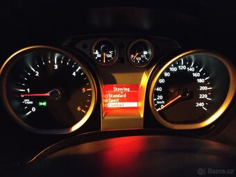 Prodám SUV Ford kuga 2.0 TDCI 100KW nováSTK 6/2027nové turbo - 10