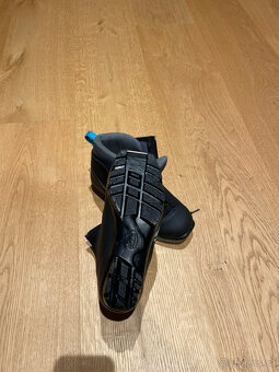 Dětské běžky 140cm, hůlky 110cm, běžkové boty vel. 36 EU - 10