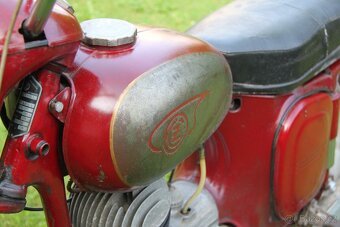 ČZ 175/470 sport r.v. 1968 původní lak, linky, kryt řetězu - 10