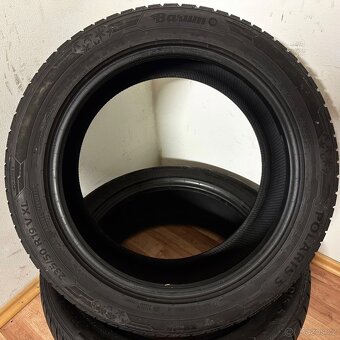 ZIMNÍ PNEU BARUM POLARIS 5 235/50 R19 103V XL 6,5m - 10