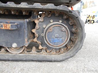Minibagr YANMAR SV16 - 10