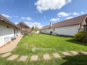 Prodej rodinný dům, 6+1, zahradní domek, pozemek 746 m2 - D - 10