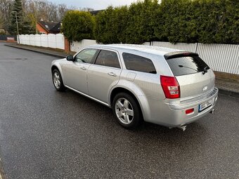 Chrysler 300C 5.7 hemi 250kw - 340PS 4x4 - touring, 2005 - 10