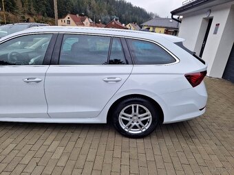 ŠKODA Octavia, 2.0 TDi (110 kW), DSG, r.v. 2022, plný servis - 10