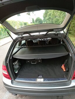 Mercedes-Benz C220 combi w204 - 10