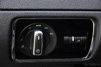 Škoda Superb II 2.0 TDi CR DSG6,FACE,NAVI,XENON,TEMP,VÝHŘEV - 10