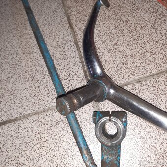 ČŽ 175- 501-502 PRASÁTKO řaící páky+vidlice+háček - 10