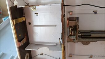 Dětský šicí stroj - 10