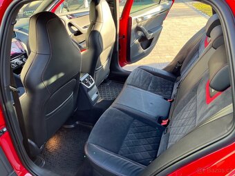 ŠKODA OCTAVIA 3 facelift RS 245 COMBI 2.0TSI 180kw, odp. DPH - 10