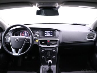Volvo V40 2,0 D2 Drive-E Kinetic CZ 1Maj (2018) - 10