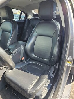 JAGUAR XE 2017 2.0D 132kW,VÝHŘEVY,NAVI,TEMPOMAT,SERVISKA - 10