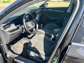Škoda Octavia 4 1.5 TSI - 10
