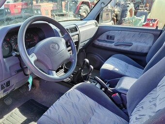 TOYOTA Land Cruiser KDJ 95 - 10