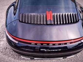 Porsche 911 Carrera 4 Coupé 911/992 ČR - 10