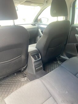 Škoda octavia 1.6 TDI - 10
