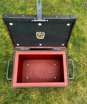 Kovová truhla / trezor - 10