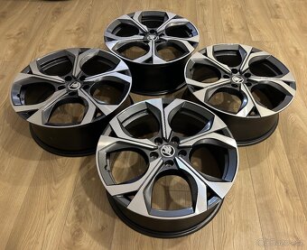 Originální alu kola R19 Škoda Octavia RS - 10