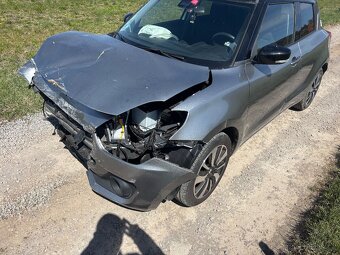 Suzuki Swift 1.2 DualJet Mildhybrid - 10