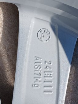 Nová orig alu kola Škoda Octavia IV Bridgestone 205/55/17 - 10
