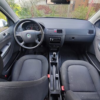 Škoda fábia 1.2 benzín rok 2007 - 10
