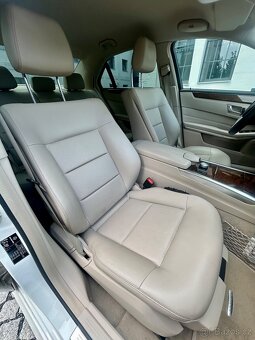 MERCEDES E300 170KW AUTOMAT-KUŽE-NAVI-LED-KAMERA-DPH-ČR - 10