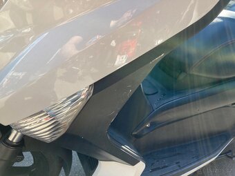 Yamaha Xmax 250 - 10